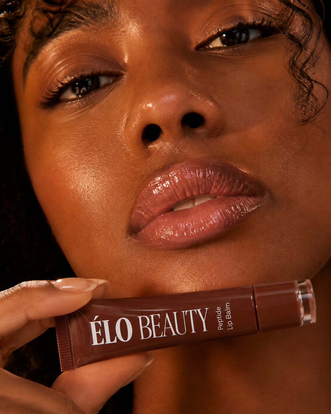 ÉLO Beauty look